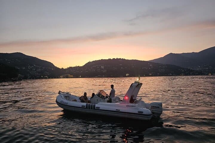 Lake Como Private Boat Tour with Aperitivo: Bellagio, Varenna & Villas photo 3