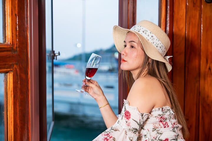 Pattaya Sunset Boat Party & Overnight Getaway from Bangkok photo 4