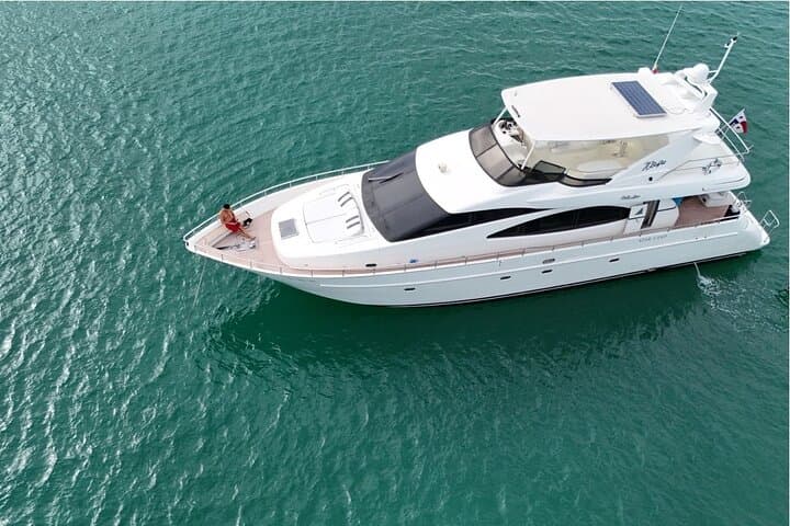Cartagena Full-Day Private Yacht Charter on a 70ft Azimut