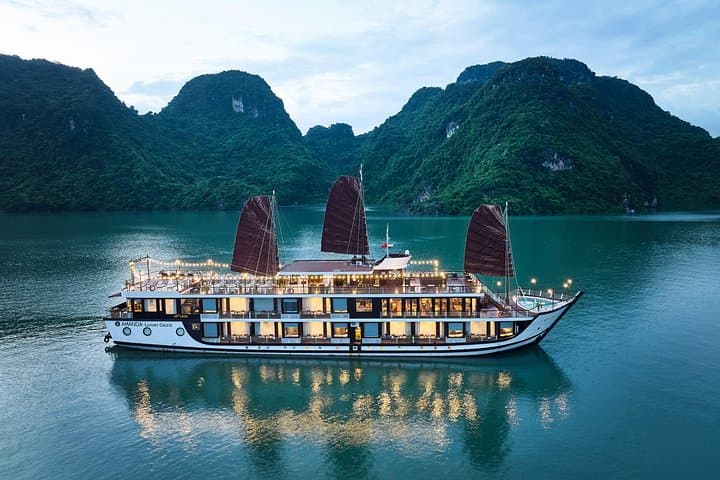 Amanda Luxury Cruise: 3-Day Halong & Lan Ha Bay Luxury Cruise from Hanoi