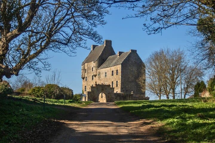 Private Outlander Tour from Edinburgh — Visit Lallybroch, Doune Castle & Iconic Filming Sites