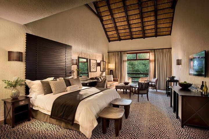 2-Day Pilanesberg Safari at Bakubung Bush Lodge — Big Five Game Drives from Johannesburg