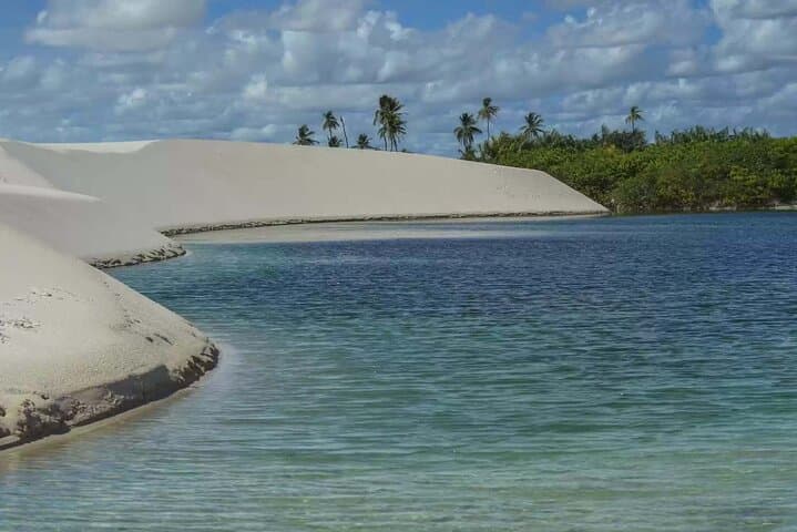 Atins Lençóis Maranhenses Day Tour: 4x4 Lagoons, Canto do Atins & Preguiças River