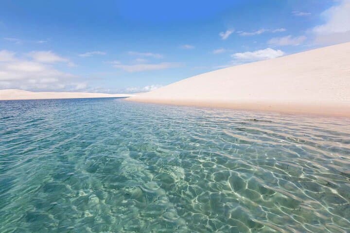 Atins Lençóis Maranhenses Day Tour: 4x4 Lagoons, Canto do Atins & Preguiças River photo 4
