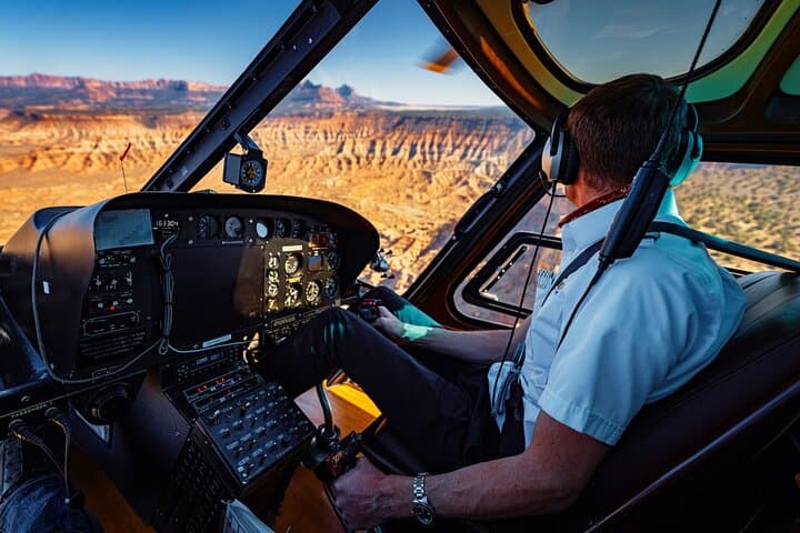 Exploring Zion National Park by Helicopter: A 55-Mile Aerial Adventure photo 3