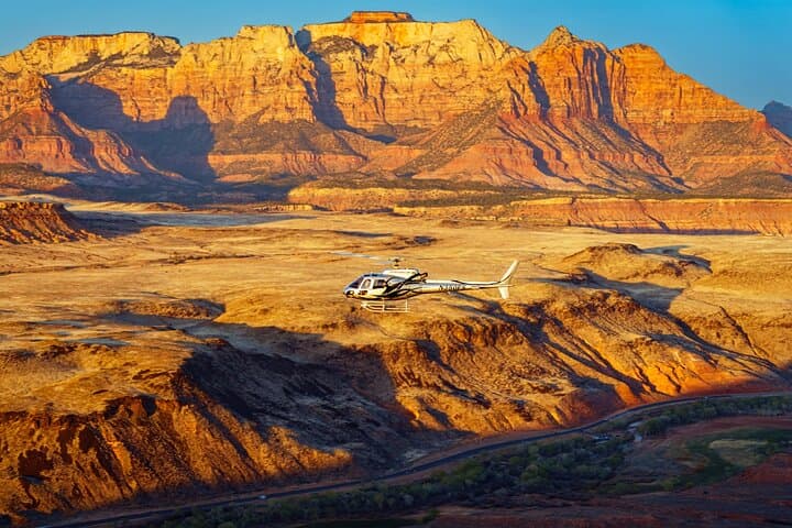 Flying High: A 35-Mile Panoramic Helicopter Flight Over Zion National Park photo 5