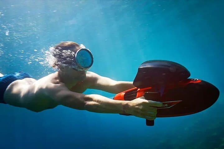 Curacao Aqua Jet Sea Scooter Guided Tour: Explore Coral Gardens & Spot Turtles photo 3