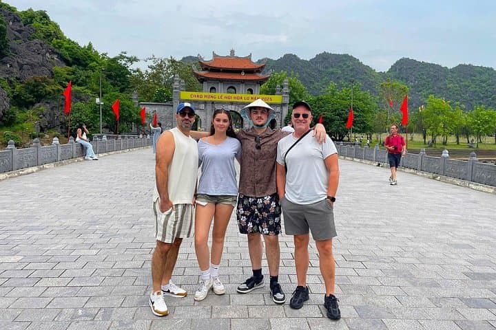 Ninh Binh Day Tour: Hoa Lu, Trang An, Bich Dong & Mua Cave Adventure photo 4