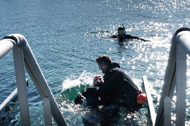 Silfra Snorkeling and Golden Circle Tour — Thingvellir, Geysir & Gullfoss photo 3