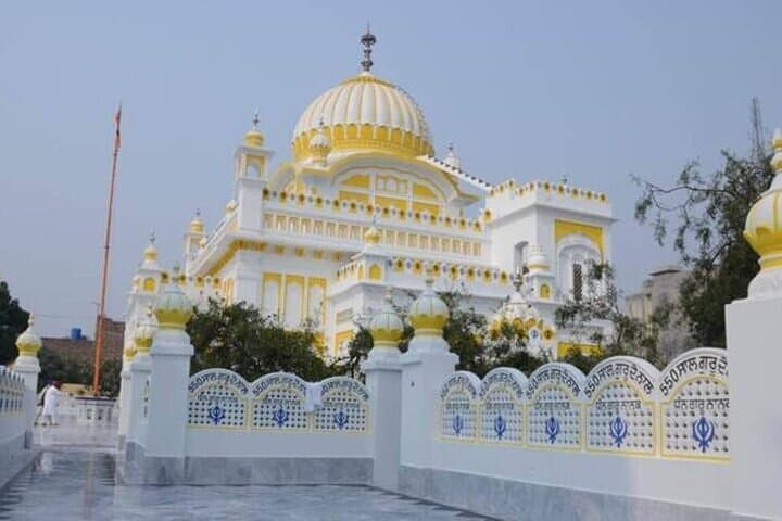 Lahore to Kartarpur: Private 5-Day West Punjab Gurdwara Pilgrimage photo 4