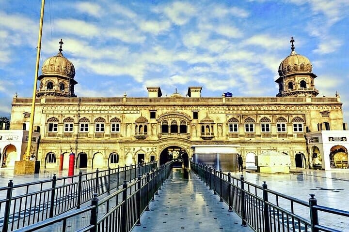 Lahore to Kartarpur: Private 5-Day West Punjab Gurdwara Pilgrimage photo 5