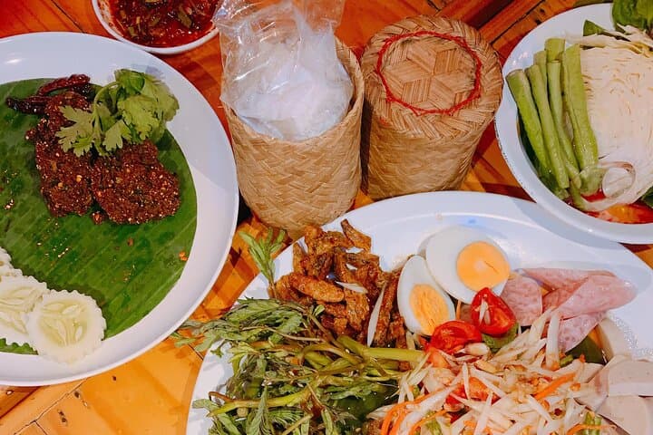 Train Like a Muay Thai Fighter in Bangkok — Gym Session & E‑San Dinner photo 6