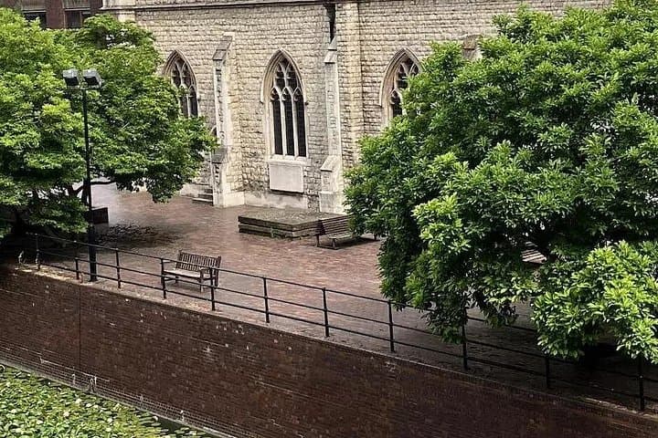 Exploring Brutalism in the Barbican: Self-Guided Architectural Audio Tour in London photo 5