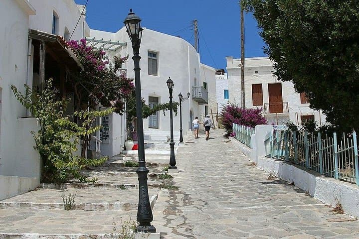 Island-Hopping Milos to Santorini: A 5-Day Aegean Escape photo 5