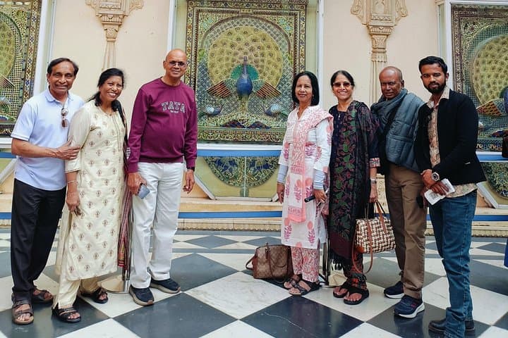 Udaipur Full-Day Private Sightseeing: City Palace, Lake Pichola & Jagmandir photo 2
