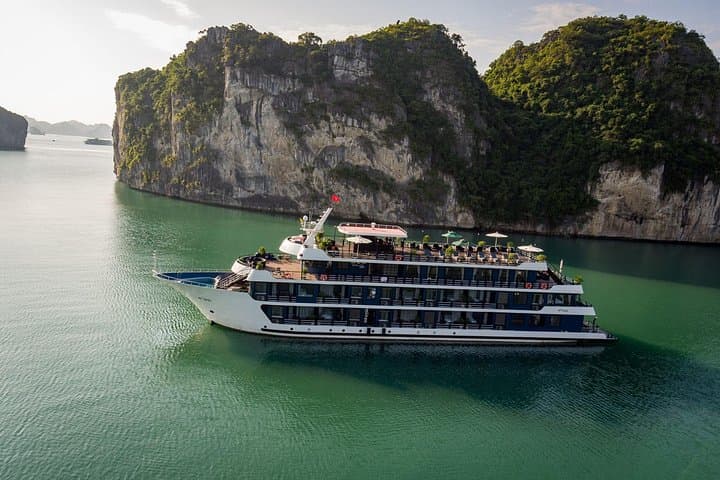 2-Day Rosy Cruise from Hanoi: Overnight Lan Ha & Halong Bay Experience photo 1