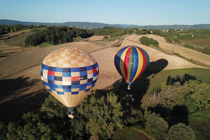 Sunrise Hot Air Balloon Over Chianti & Siena — Tuscany Balloon Flight Guide photo 4