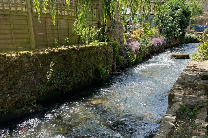 Private Cotswolds Day Tour from London: Burford, Bibury & Bourton photo 3