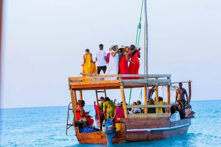 Tanzania to Zanzibar: 5-Day Wild Safari, Walking With Lions & Sea Turtle Swim photo 6