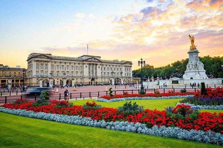Buckingham Palace State Rooms Tour and Royal London Audio Guide
