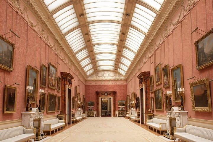 Buckingham Palace State Rooms Tour and Royal London Audio Guide photo 6