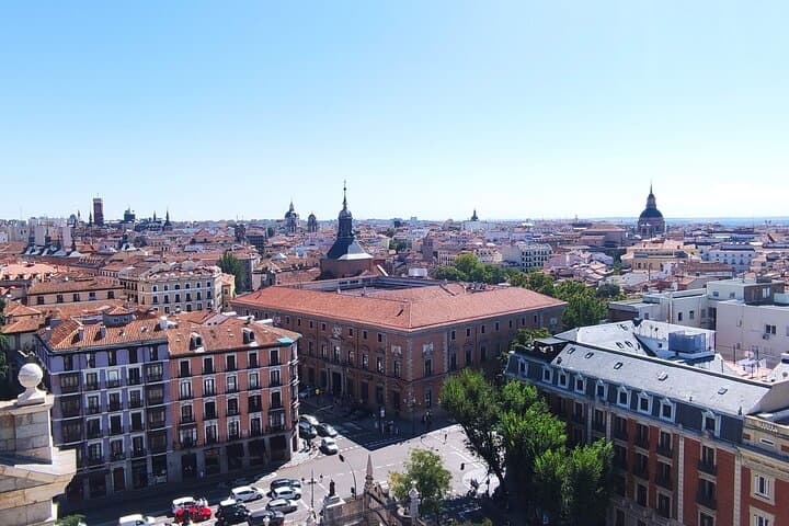 Madrid E‑Bike Tour: Parks, Royal Sights & Tapas in 4 Hours photo 3