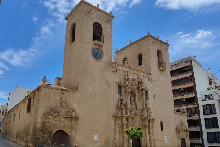 Alicante Walking Tour: Explanada, Old Town & Turrón Tastes photo 6