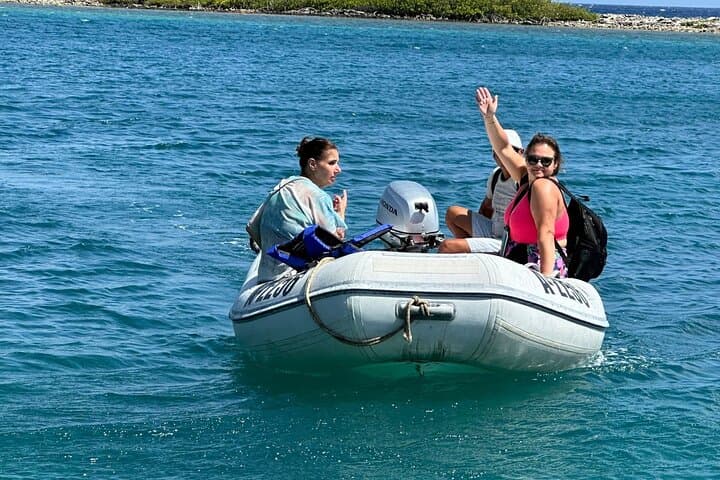 Sea Glass Island Tour By Boat — Aruba's Sea Glass & Calm Waters photo 3