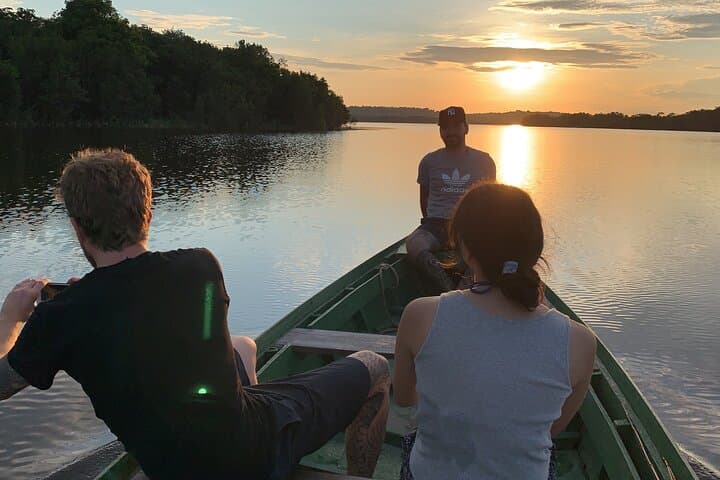 Half-Day Amazonian Experience: Canoes, Pink Dolphins & Piranha Fishing from Manaus photo 4