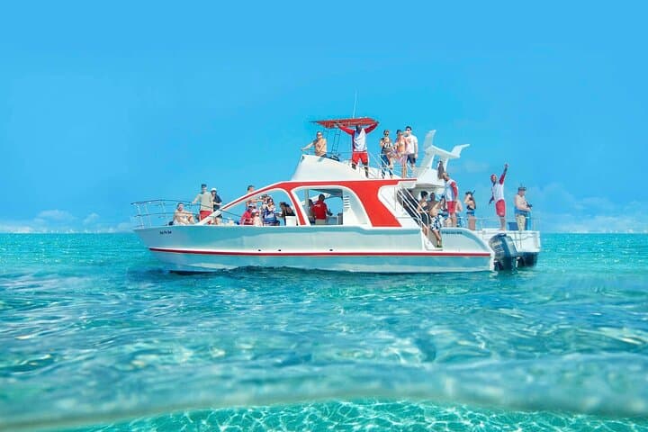Punta Cana Party Boat: Catamaran Snorkeling, Open Bar & Natural Pool