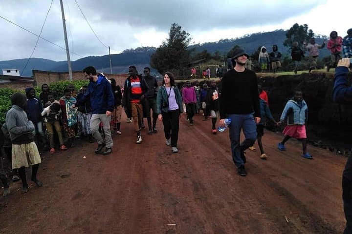 Birding Burundi: Private Day Trip to Mount Heha, Jardin Public & Nyabugete Beach photo 4