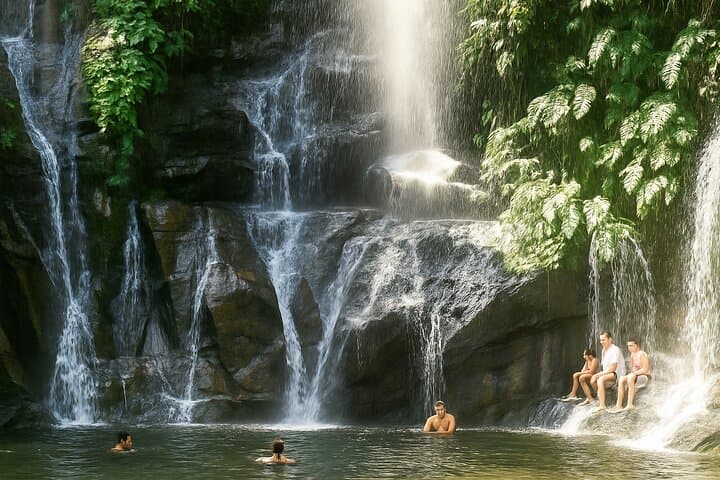 Presidente Figueiredo Waterfalls & Cave Day Trip from Manaus photo 2