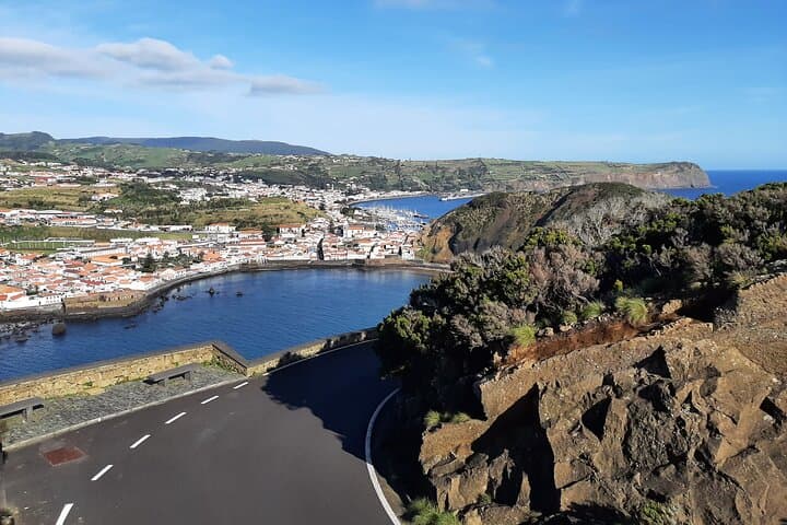 Exploring Faial Island: A Full-Day 4WD Adventure Through Volcanic Landscapes and Coastal Vistas photo 3
