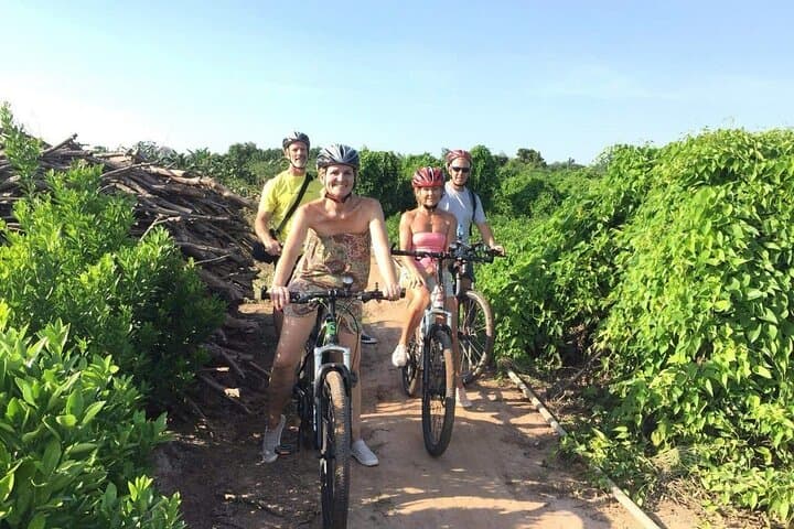 Hanoi Motorbike & Bicycle City Tour: Long Bien, Train Street & Hidden Lakes photo 4