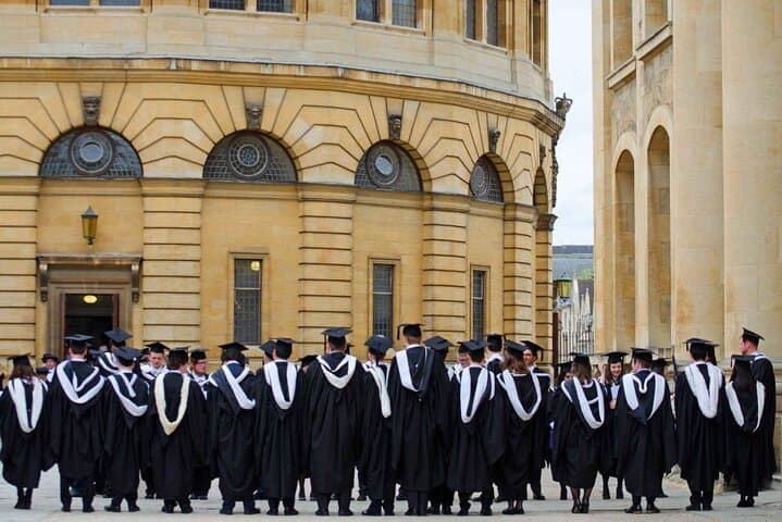 Inside Oxford University: Historic 90-Minute Walking Tour to the Bodleian & Colleges photo 3