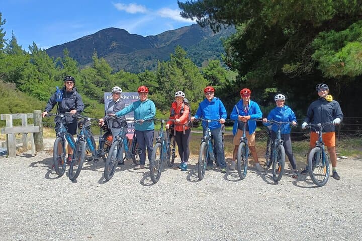 Wanaka Private Family E‑Bike Tour: Pickups, Trails & Lake Views photo 5