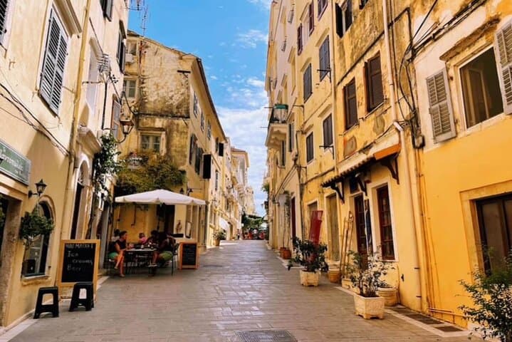 Accessible Corfu Speedboat & Town Tour — Wheelchair‑Friendly 90‑Minute Experience photo 3