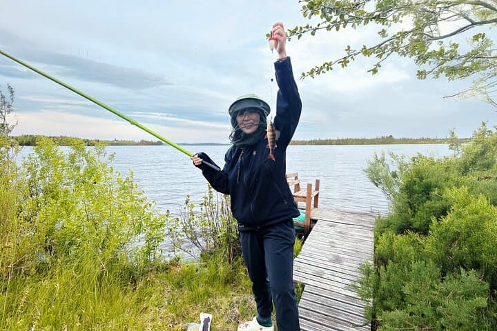 Arctic Lakeside Fishing in Rovaniemi: Guided Lake Fishing Experience in Finnish Lapland