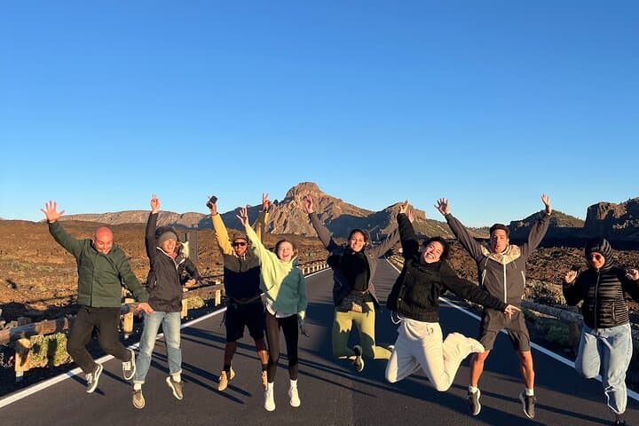 Teide Sunset Stargazing Picnic: Small-Group Tour in Teide National Park photo 6