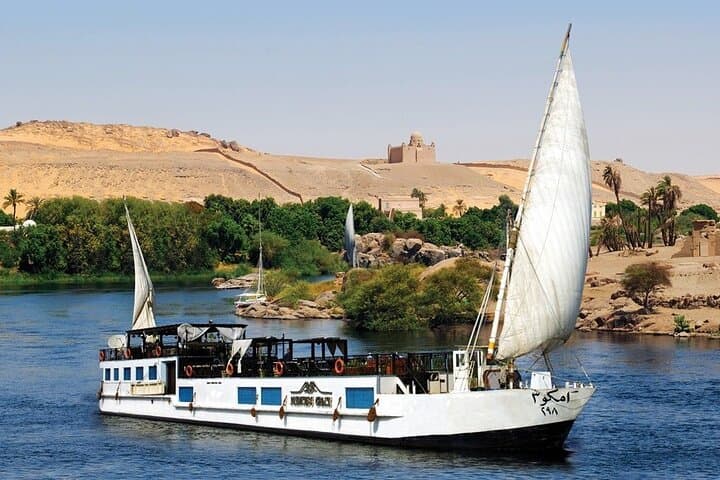 4-Night Dahabiya Nile Cruise on Merit: Luxor to Aswan River Voyage