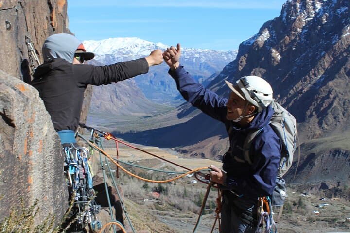 Urban Andes Rock Climbing Near Santiago, Chile — Full-Day Guided Climbs photo 2