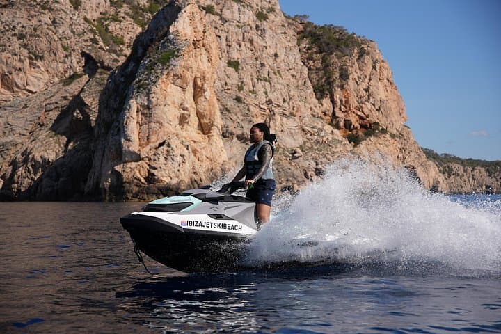 Jet Ski to Es Vedrá: 90-Minute Adventure from San Antonio, Ibiza photo 3