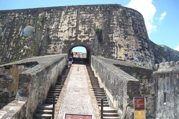 Private Walking Tour of Old San Juan: Explore El Morro, San Cristóbal & Historic Streets photo 4