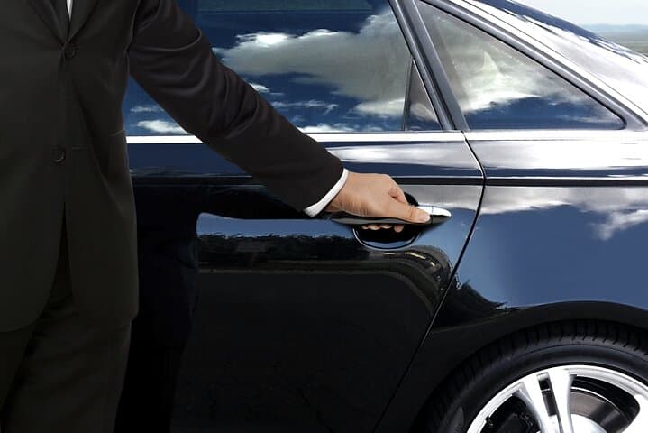 Tampa Airport Private Transfers: Reliable Car Service to Tampa, St. Pete & Clearwater photo 4