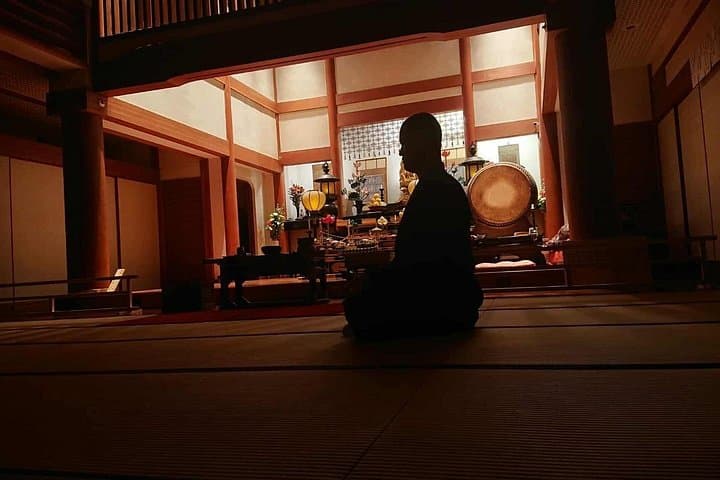 Tokyo Zen Monastic Day Retreat — Temple Zazen, Goma Ritual & Shojin Meal