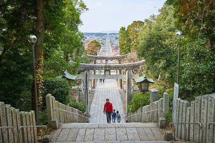 Moji Port to Miyajitake Shrine: Kitakyushu & Shimonoseki Day Tour