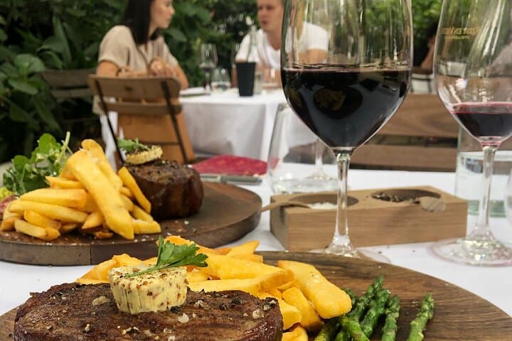Stellenbosch & Franschhoek Private Wine Tasting Tour — Full-Day Cape Winelands Experience photo 6