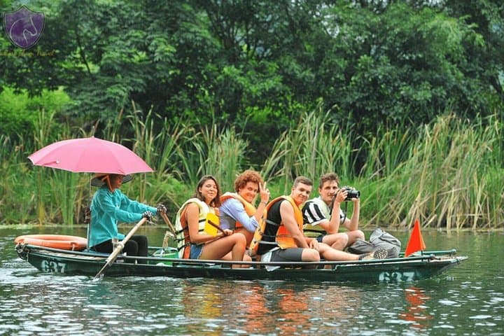 Ninh Binh Sunset Jeep Tour: Trang An Boat Ride, Bich Dong & Hang Mua photo 4