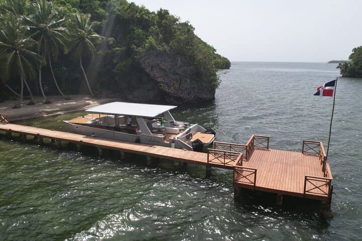 Samana Paradise Shared Tour: Day Trip to Cayo Levantado (Bacardi Island) with Lunch photo 2