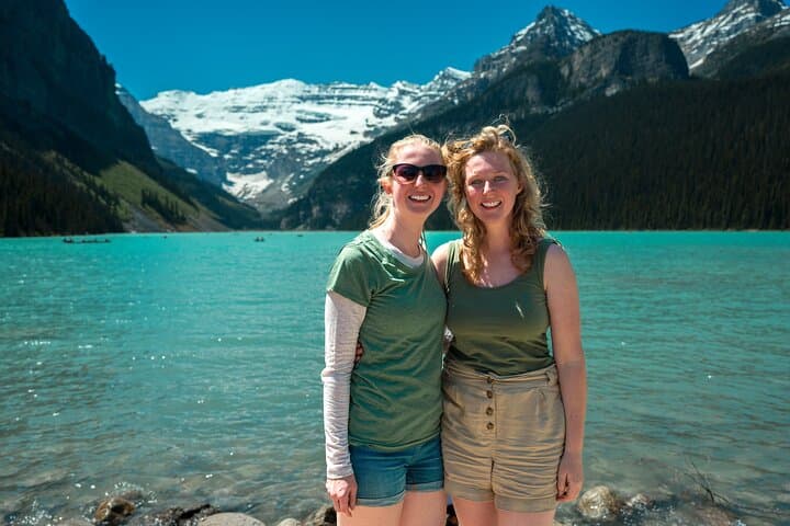 Moraine Lake & Lake Louise Day Trip from Banff — How to Experience the Turquoise Lakes photo 2